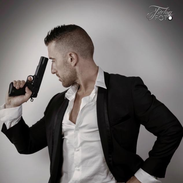 Fabio chippendale costume James Bond soirée thème PACA